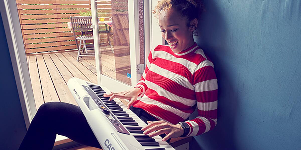 Casio Musical Keyboard CT-S200WEC2