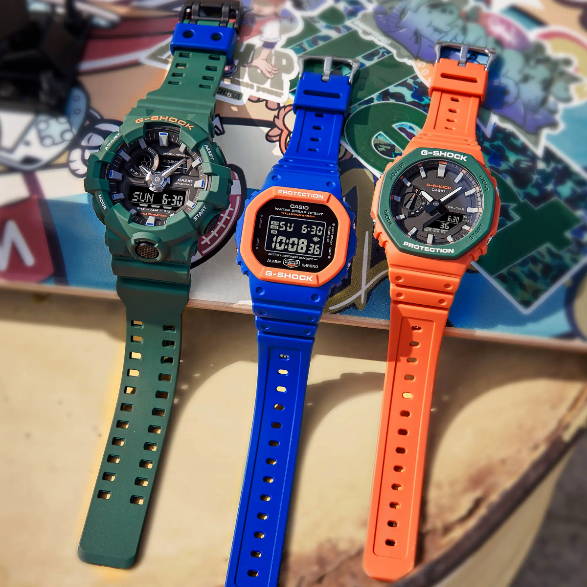 G-Shock watch with a large case and resin strap GA-700SC-3ADR