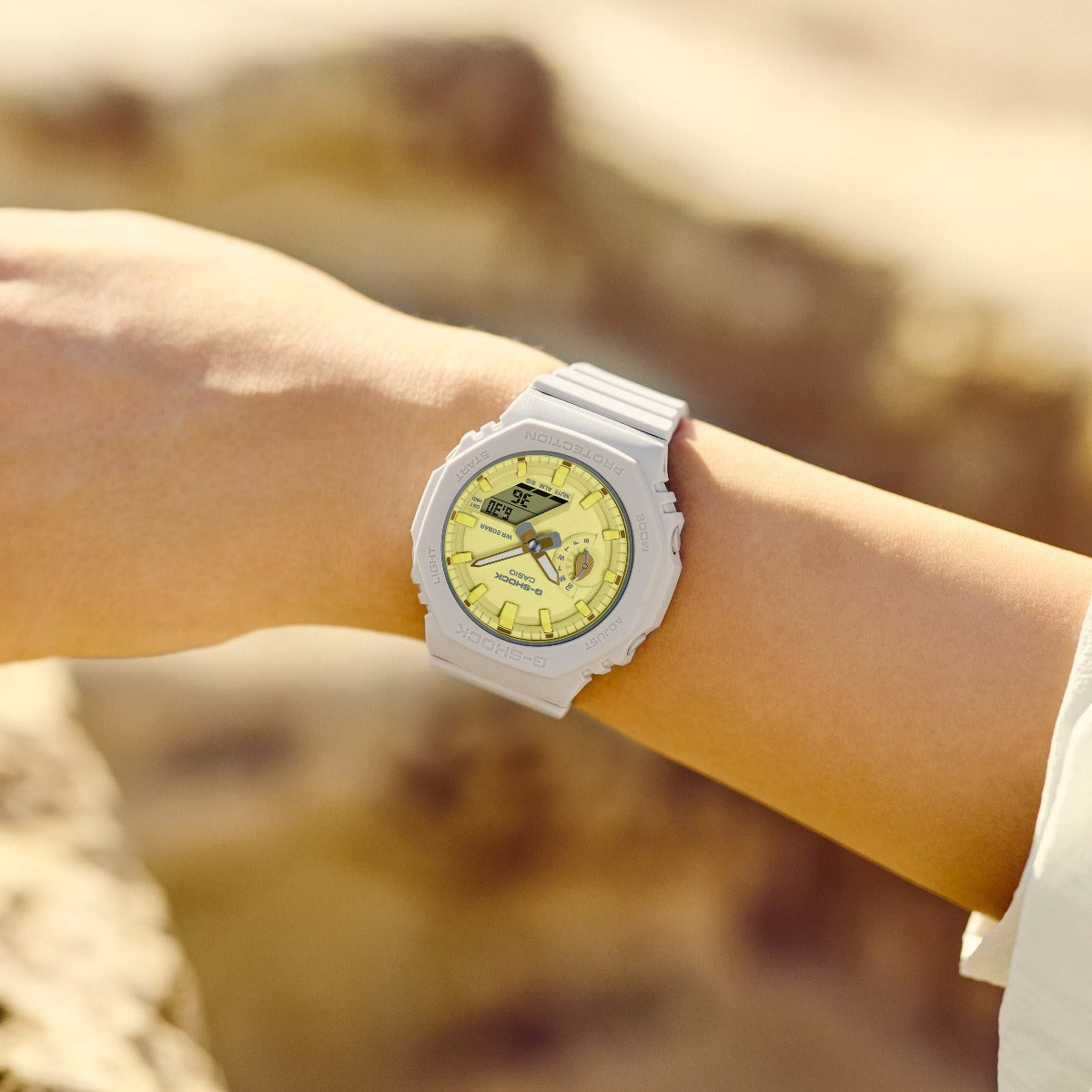 G-SHOCK WOMEN WATCH GMA-S2100NC-4ADR