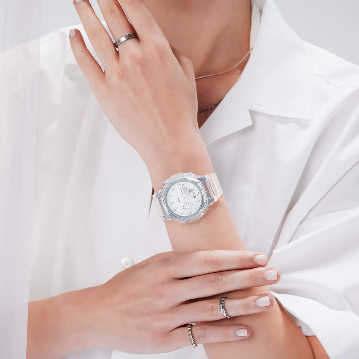 G-SHOCK Women's Analog-Digital Watch GMA-S2100SK-7ADR