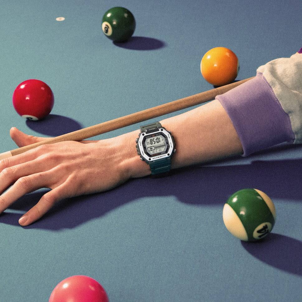 CASIO Digital Men's Watch MWD-110H-3AVDF